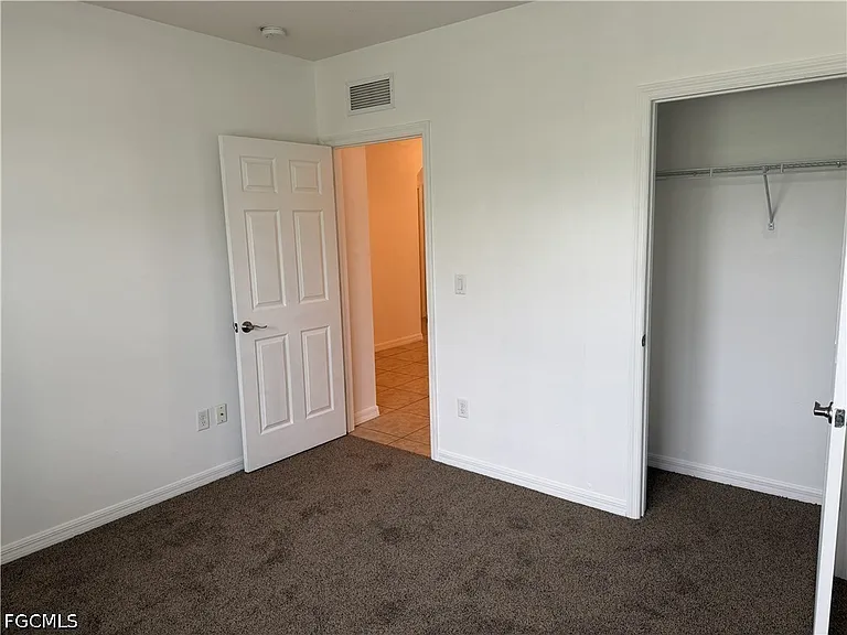 1741 SW 14th St — Photo 4