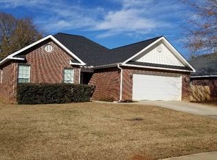 206 Sugarloaf Pkwy, Perry, GA 31069