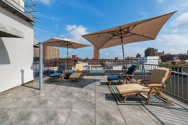 Rented by Compass | media 10