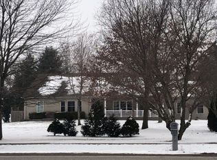 54123 Shelby Rd, Shelby Township, MI 48316