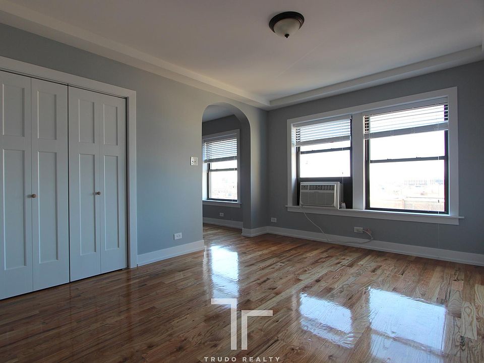 1st image of 550 W Arlington Pl #Six09