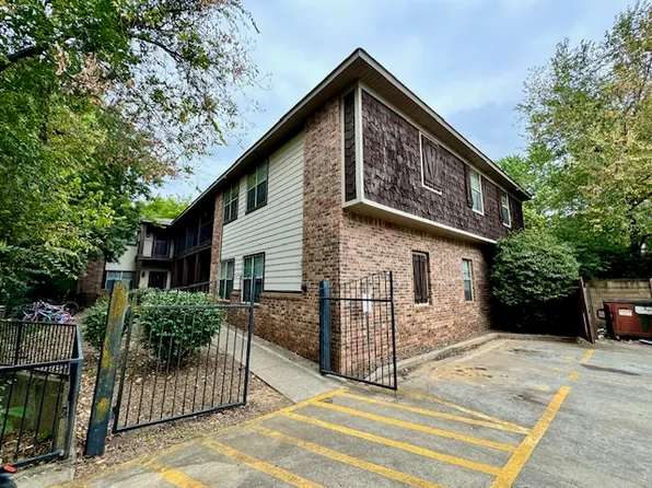 1355 N Oakland Ave, Fayetteville, AR