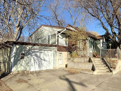 1312 E 11th St, Sioux Falls, SD, 57103