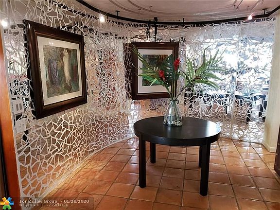 2nd image of 3013 Harbor Dr APT 2A