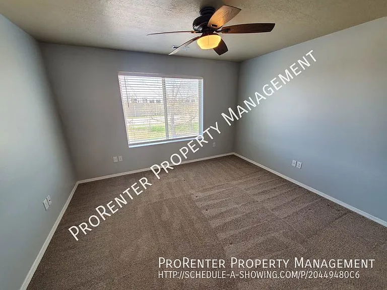 1005 N 740 W — Photo 8