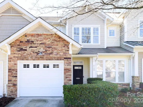 6108 Pale Moss Ln, Charlotte, NC 28269