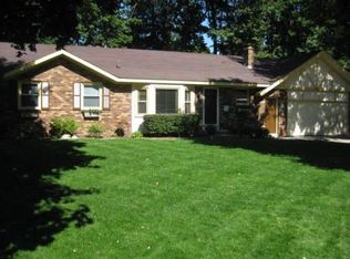 4425 Crestlane Dr, Hudsonville, MI 49426