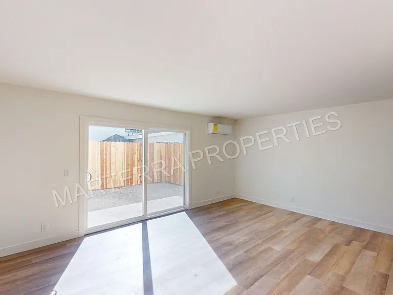 3040 Coolidge Ave — Photo 2