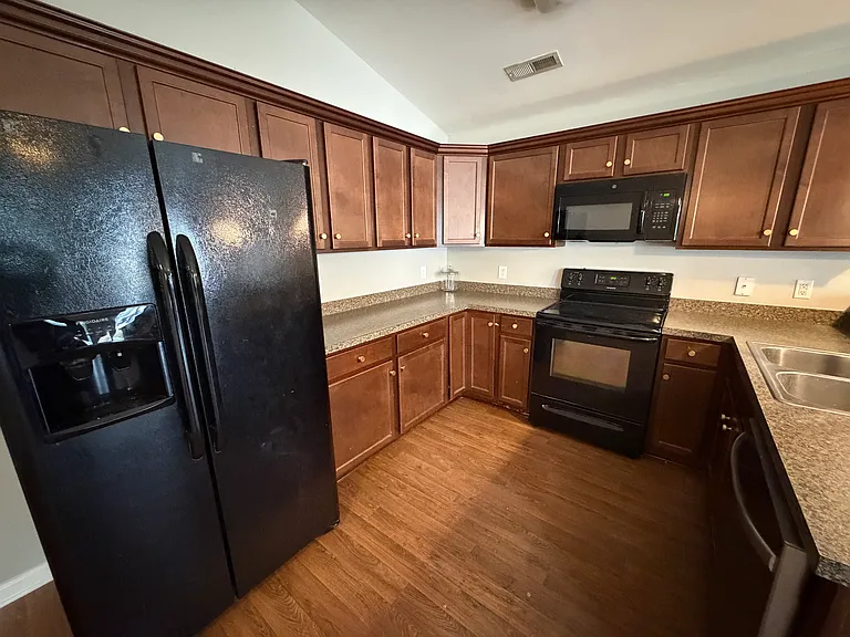 133 Sebring Ln — Photo 20