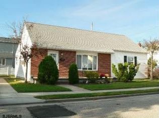 404 N Essex Ave, Margate, NJ 08402