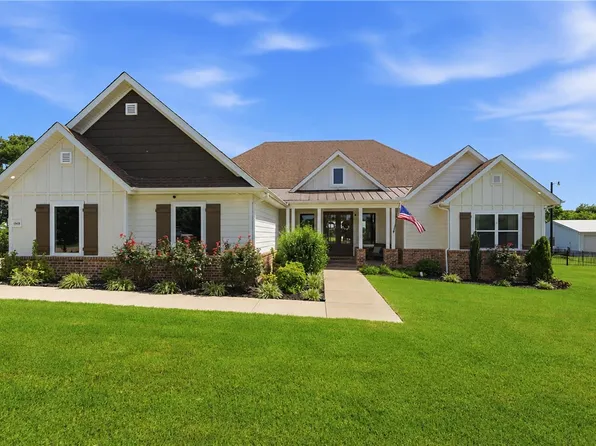 13615 Bethel Blacktop Rd, Farmington, AR 72730