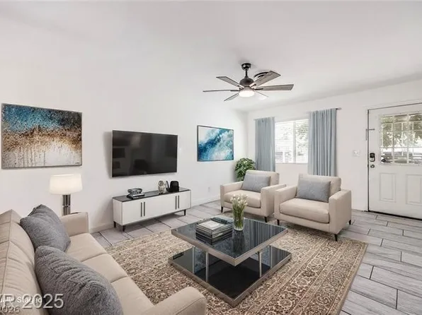 1009 Greenbank St, Las Vegas, NV 89110