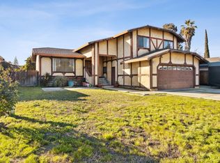 2465 Dels Ln, Turlock, CA 95382