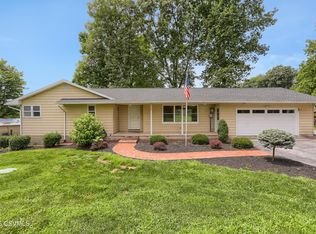 163 Elm St, New Columbia, PA 17856