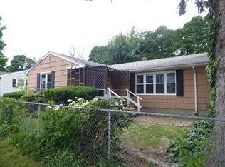 36 Melvin St, Chicopee, MA 01013