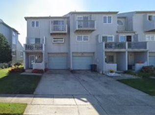 81 Sailfish Dr, Brigantine, NJ 08203