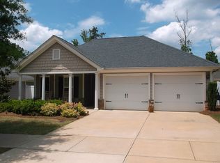 130 Cottage Club Dr, Locust Grove, GA 30248