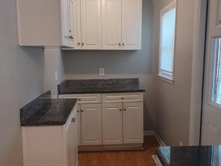 183 Saint William Dr — Photo 5