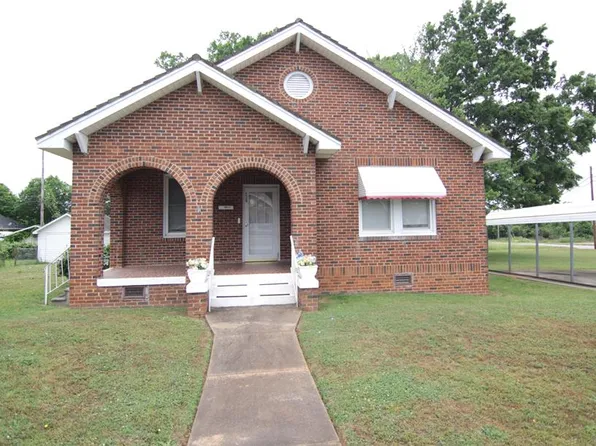 402 Bond Ave, Greenwood, SC 29646