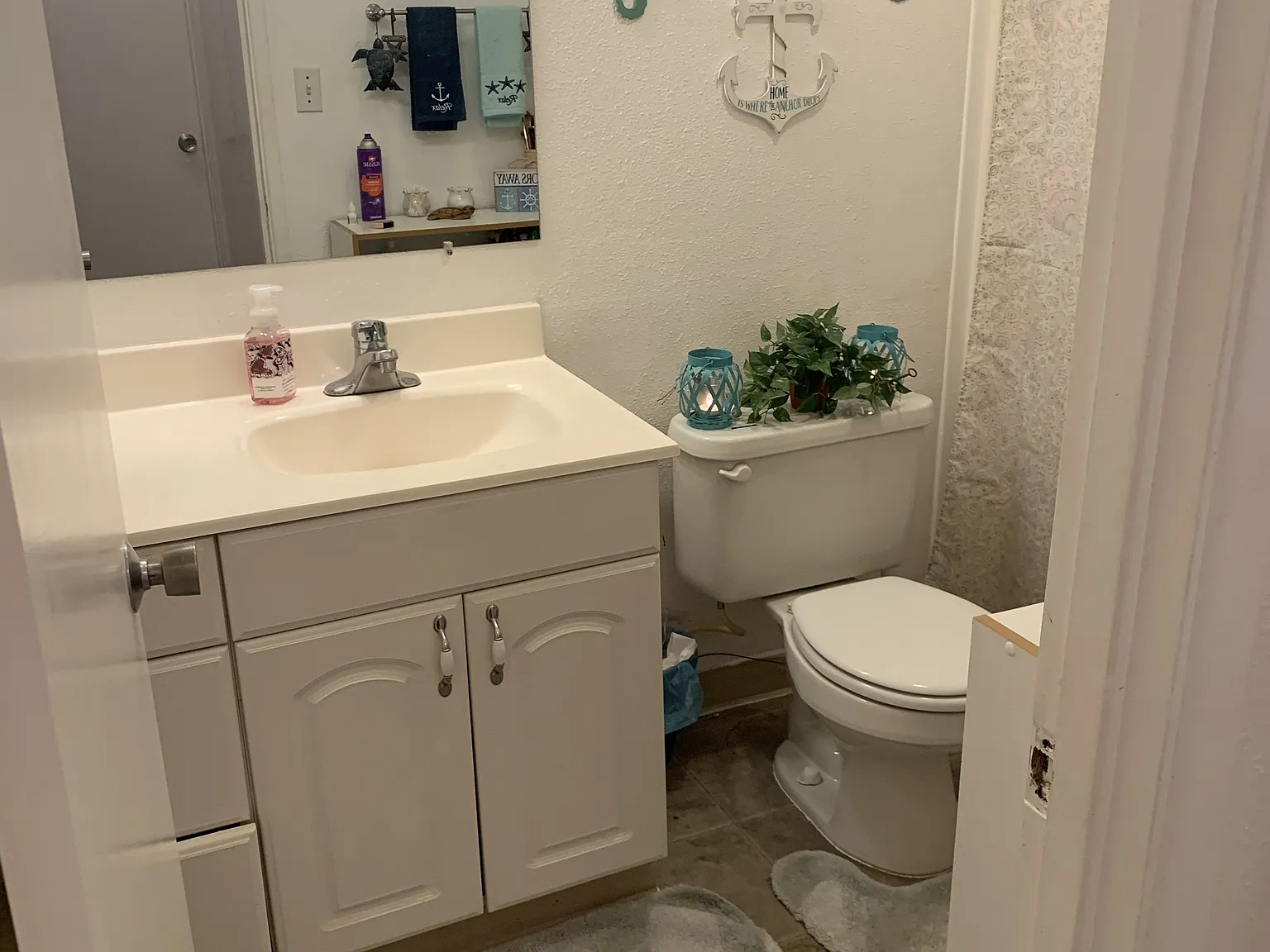 Creekside Apartments — Photo 4