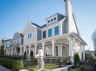 1925 Red Eagle Walk, Atlanta, GA 30318