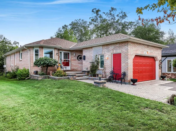 117 Riverglen Dr, Georgina, ON L4P 2R3