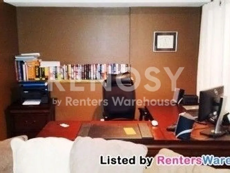 7648 Century Blvd — Photo 10