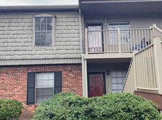 3820K W Country Club Rd, Winston Salem, NC 27104