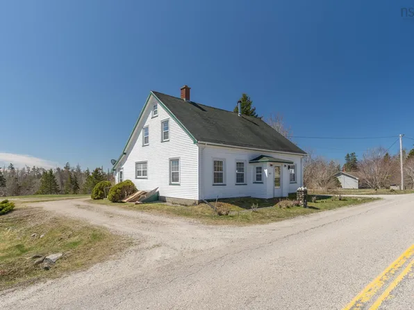 41 Brooklyn Rd, Yarmouth, NS B5A 5H7