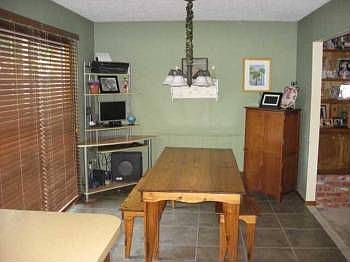 5th image of 2408 Northwood Ln