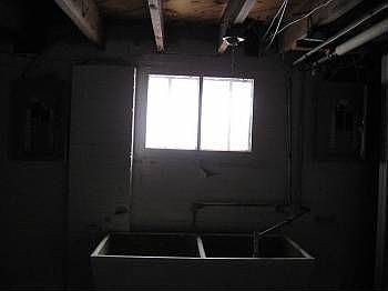 4th image of 9467 Greensboro St