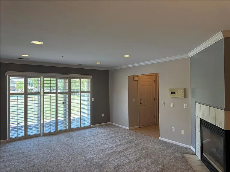 523 Brookfield Dr #81 — Photo 9