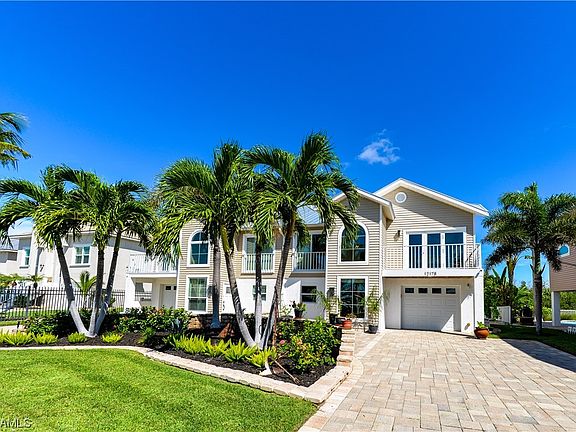 3rd image of 12178 Siesta Dr