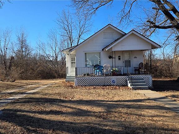 2nd image of 5140 Norton Ave