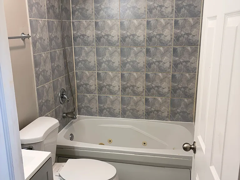 5905 S Indiana Ave #1 — Photo 15