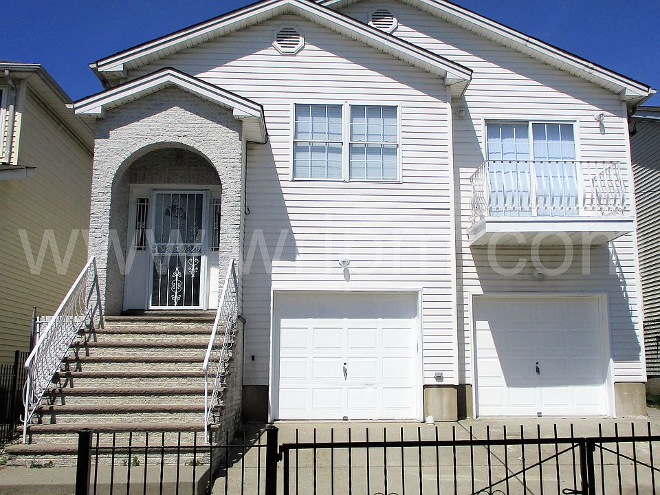 1st image of 727-729 S 18th St Unit 1