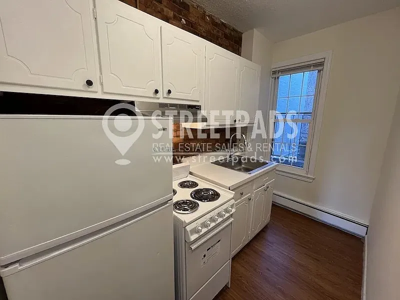 Studio, 1.0 bath, $1,900 — Photo 2