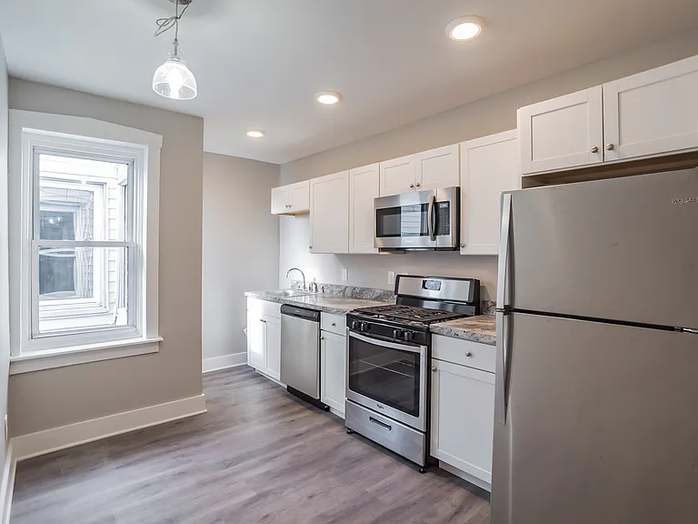 868 Haddon Ave #2 — Photo 3