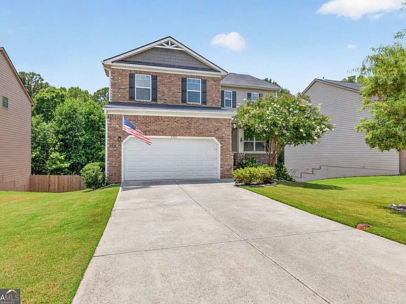 4th image of 2103 Massey Ln