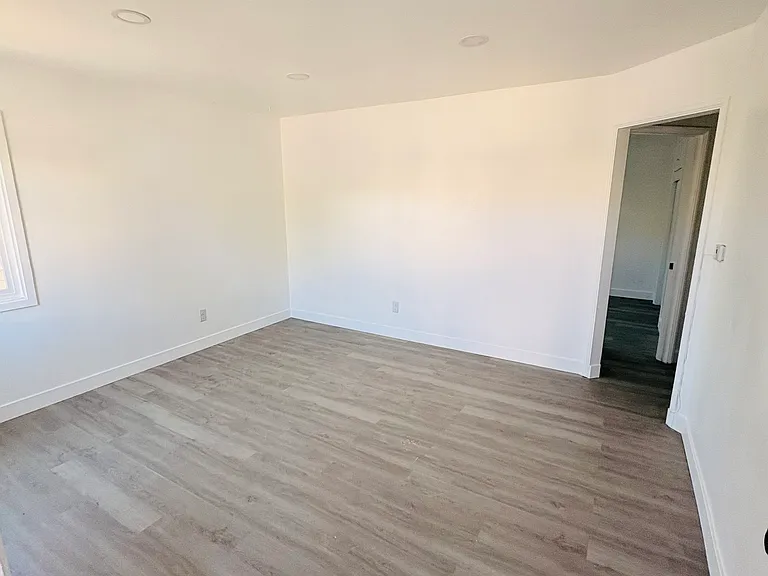 5402-08 Churchward St #5408 — Photo 1