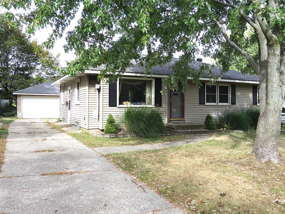 1st image of 3733 Collingwood Ave SW