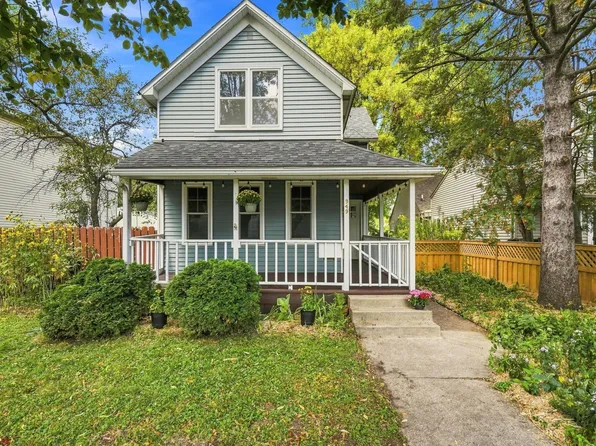949 Hatch Ave, Saint Paul, MN 55103