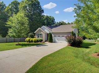3091 Walker Ridge Dr, Walkertown, NC 27051