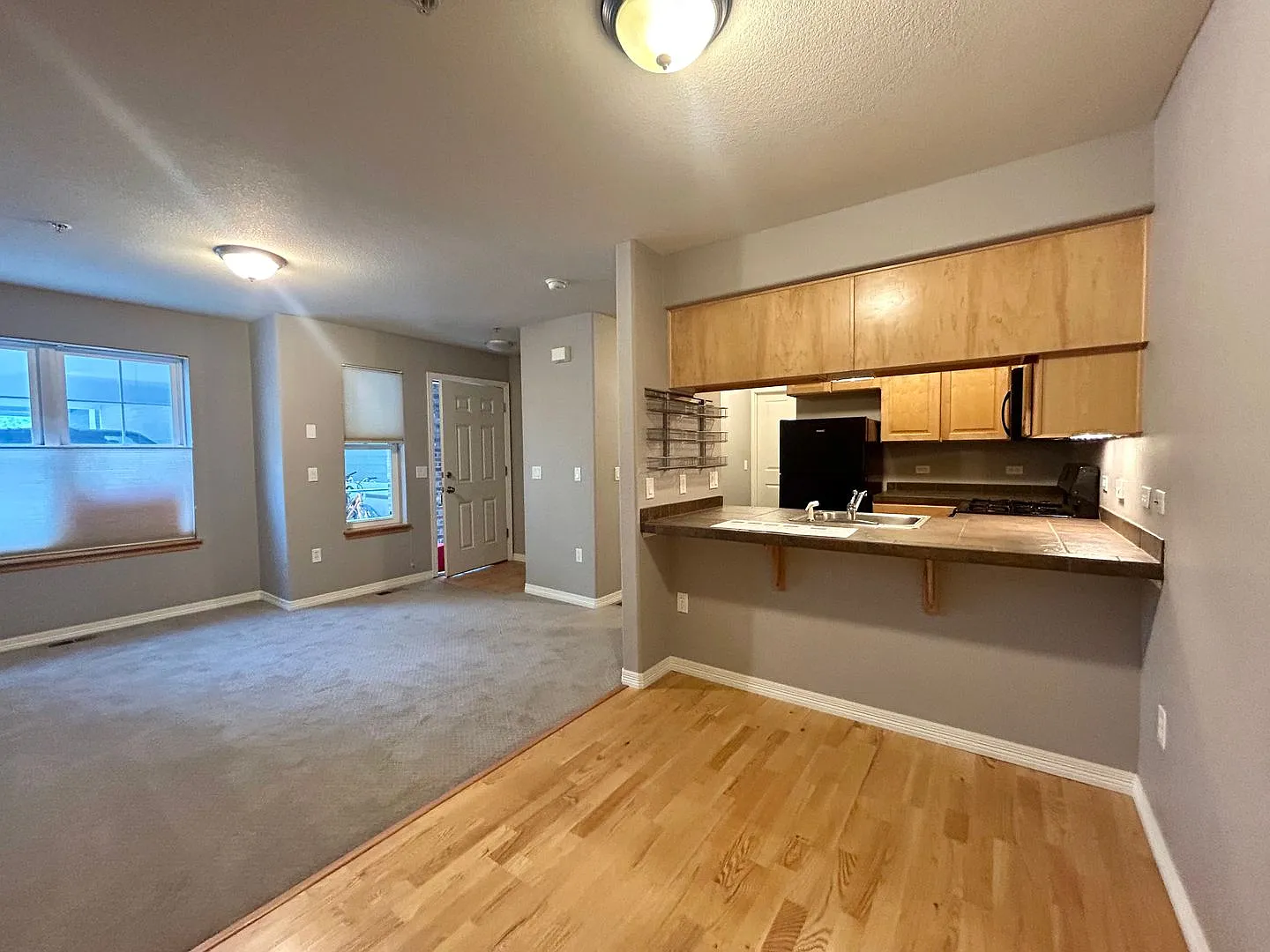 Beautiful End-Unit in North Boulder's Desirable Dakota Ridge Steps from Trails, Bike Paths, and M... — Photo 3