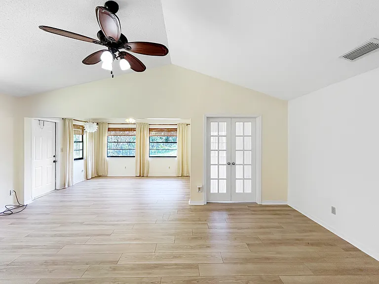 1750 Atrium Dr — Photo 40