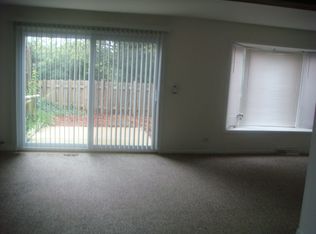 579 Eric Way, Bolingbrook, IL 60440