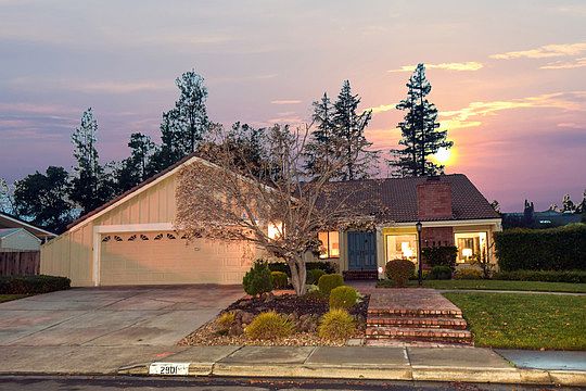 1st image of 2901 Lavender Dr