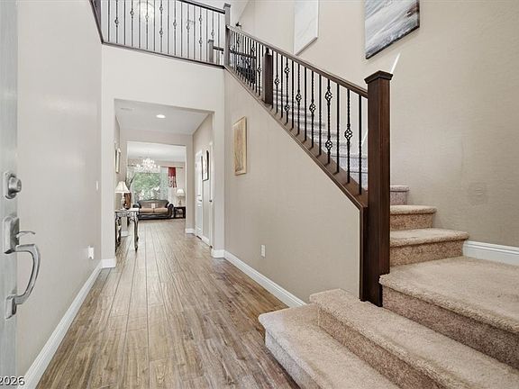 3rd image of 31 Berneri Dr