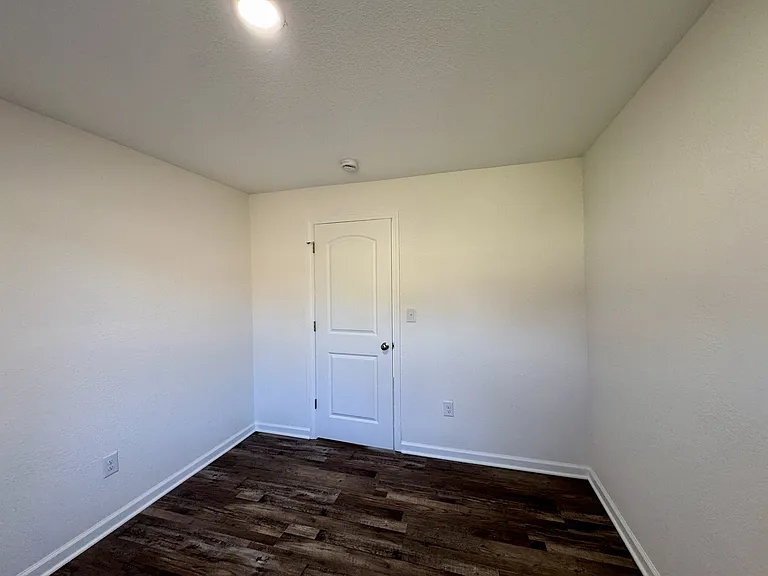 6173 Unitia Rd — Photo 13