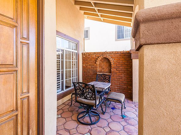 2nd image of 39964 Spicewood Ave